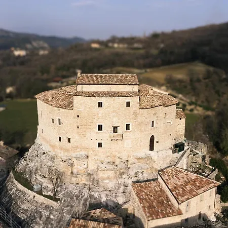 Castel Di Luco *